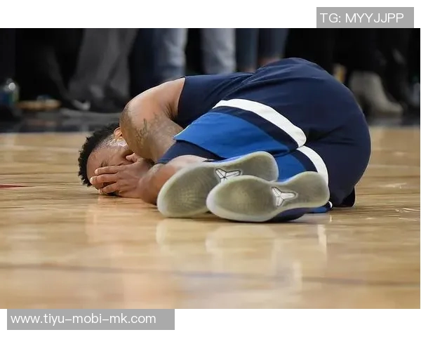 朗格莱因重度扭伤内侧副韧带预计缺阵两个月球队面临人员短缺挑战