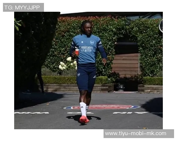 埃泽展现卓越实力有望引领阿森纳冲击冠军荣耀 埃泽展现卓越实力有望引领阿森纳冲击冠军荣耀